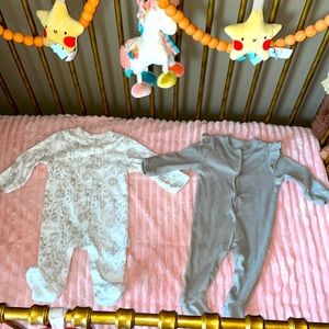 Shabby chic est. 1989 2piece sleep in play in 3-6 months